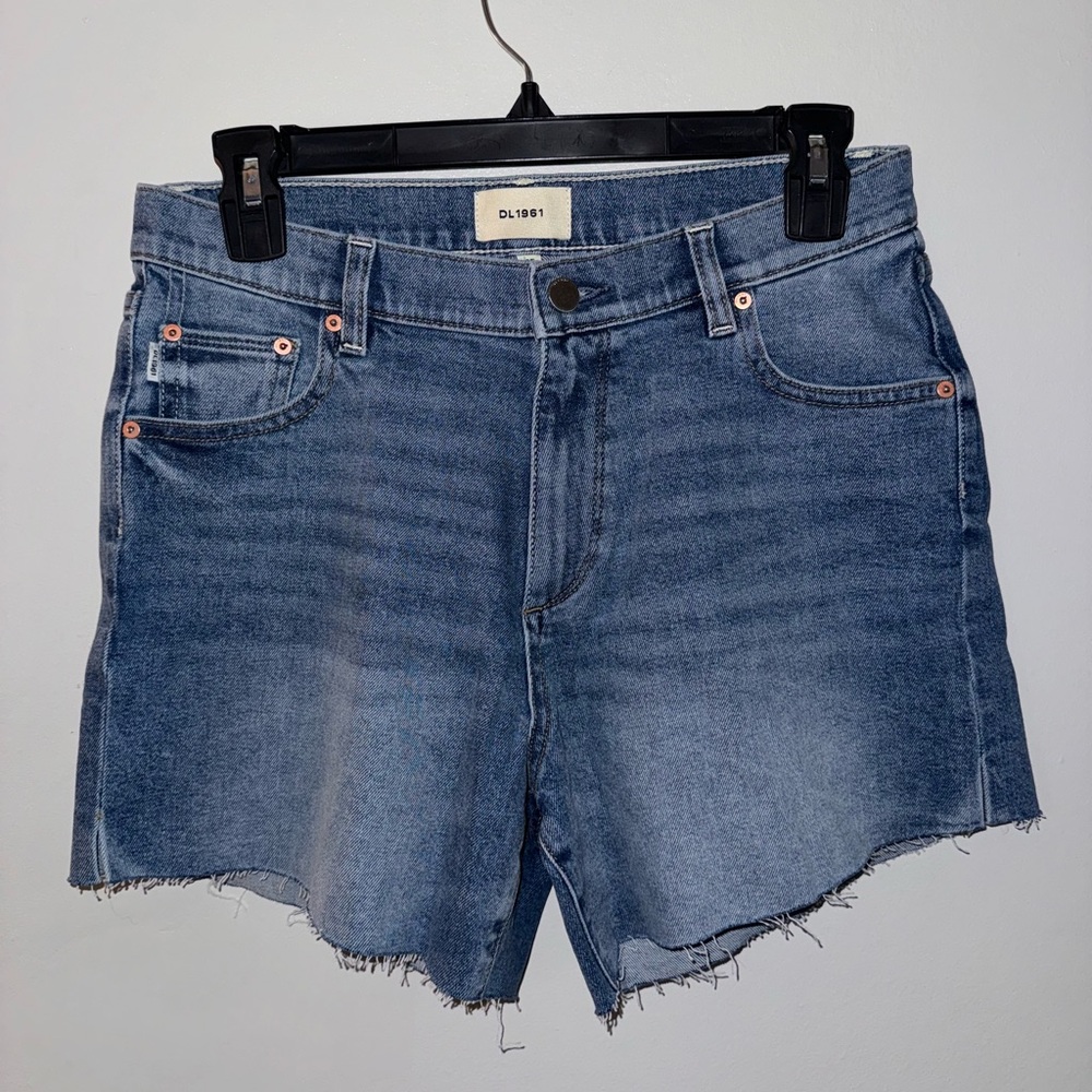 DL1961 Women's Medium Wash Denim Cutoff Shorts with Frayed Hem